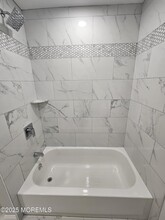 148 Lexington Ct in Red Bank, NJ - Building Photo - Building Photo