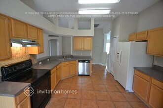 3107 Beaver Pond Trail in Valrico, FL - Foto de edificio - Building Photo