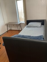 1405 Caroline St, Unit D in Alameda, CA - Building Photo - Building Photo