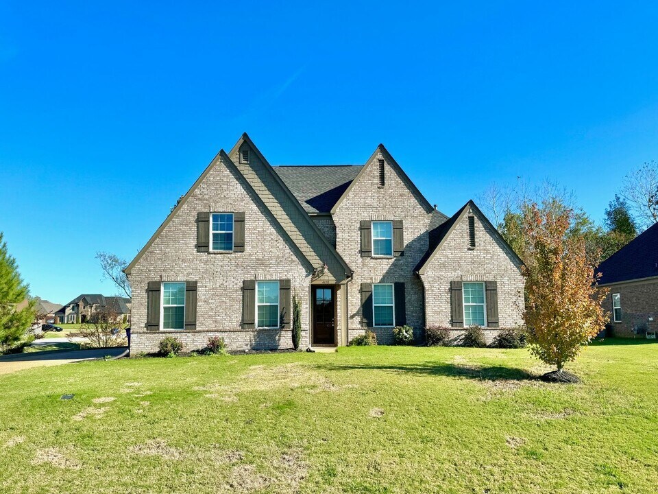 4430 Davall Cir-Unit -1 in Olive Branch, MS - Foto de edificio
