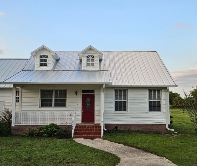 property at 5785 US-441