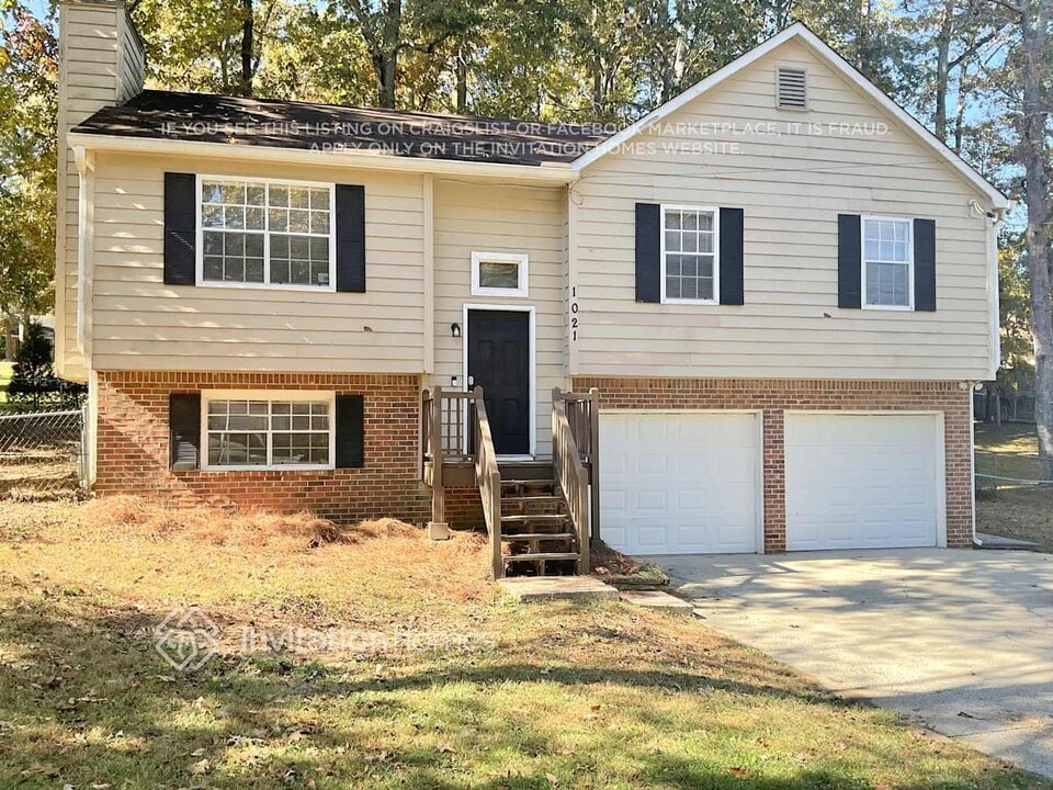1021 Coker Cir NW in Kennesaw, GA - Building Photo