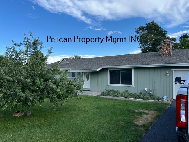 property at 2640 Washington St
