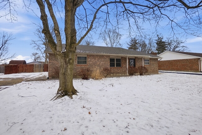 property at 3145 Dogwood Dr