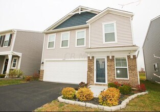 4978 Crestbrook Dr in Lockbourne, OH - Building Photo - Building Photo
