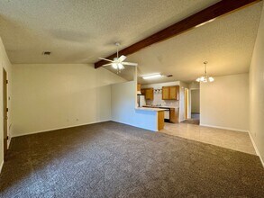 1629 Breezy Dr in Waco, TX - Building Photo - Building Photo