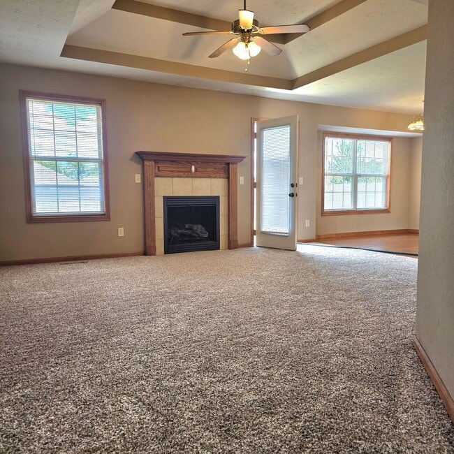 2513 W Garton Rd in Ozark, MO - Building Photo - Building Photo