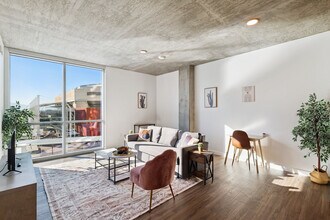 222 E Jefferson St in Phoenix, AZ - Building Photo - Building Photo