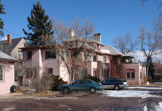 Casa Del Air Luxury Apartments in Colorado Springs, CO - Building Photo - Building Photo