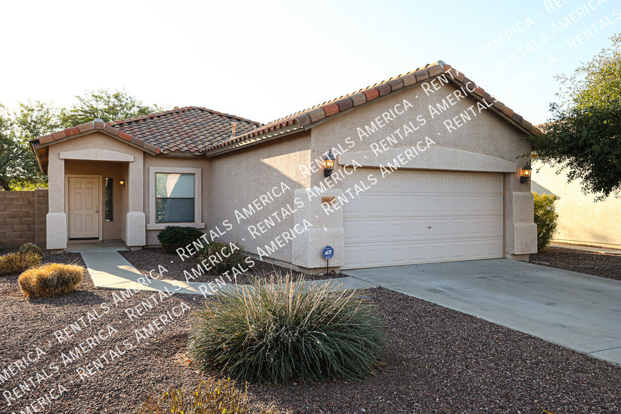 16647 N 169th Ave in Surprise, AZ - Building Photo