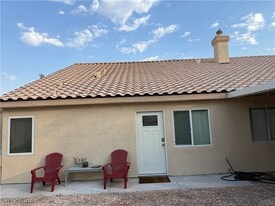 2749 Canarsy Ct in Henderson, NV - Building Photo