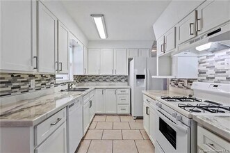 1501 Meadow Dr in Lake Charles, LA - Building Photo - Building Photo