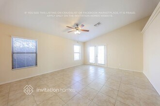 13014 W Hearn Rd in El Mirage, AZ - Foto de edificio - Building Photo