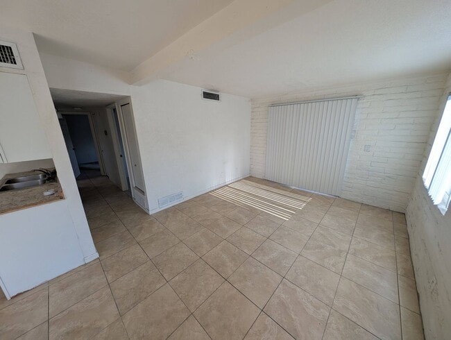 3959 N Tyndall Ave in Tucson, AZ - Building Photo - Building Photo