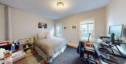 27 Tufts St, Unit 2 in Cambridge, MA - Building Photo - Building Photo