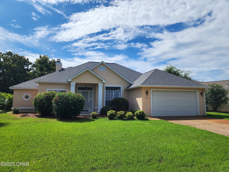 3202 Preserve Trail in Panama City Beach, FL - Building Photo