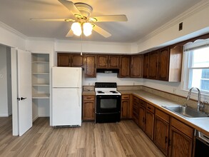112 11th St N, Unit 2 in Brigantine, NJ - Foto de edificio - Building Photo