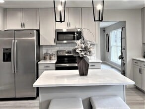 231 Burrograss Dr in Wentzville, MO - Building Photo - Building Photo