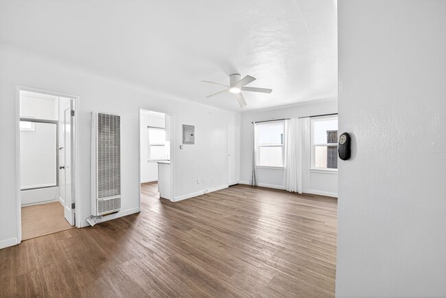 636 Linden Ave, Unit 09 in Long Beach, CA - Foto de edificio - Building Photo