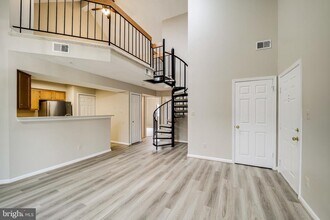 7005 Birkenhead Pl in Alexandria, VA - Building Photo - Building Photo