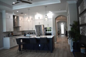 11910 NW 83rd Pl in Parkland, FL - Building Photo - Building Photo
