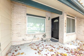 12811 Carvel Ln in Houston, TX - Building Photo - Building Photo