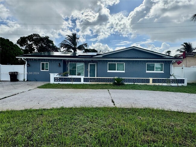 6380 NW 31st Way in Fort Lauderdale, FL - Building Photo - Building Photo