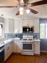 107 Pearl St in Newton, MA - Foto de edificio - Building Photo