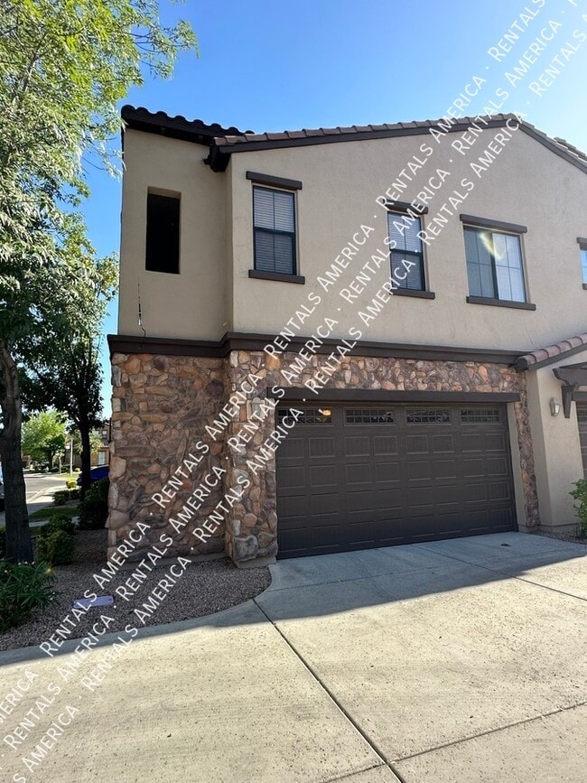 4777 S Fulton Ranch Blvd in Chandler, AZ - Foto de edificio - Building Photo