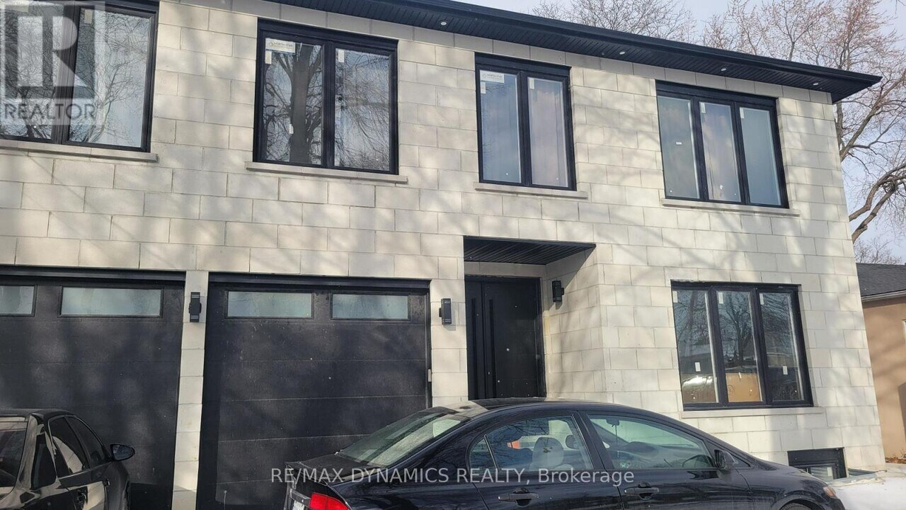 66 Braywin Dr in Toronto, ON - Building Photo