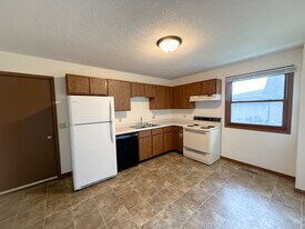 4526 Speros Ln in Eau Claire, WI - Building Photo