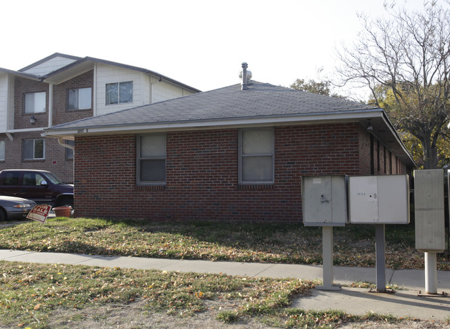 1207 E St in Lincoln, NE - Building Photo - Building Photo