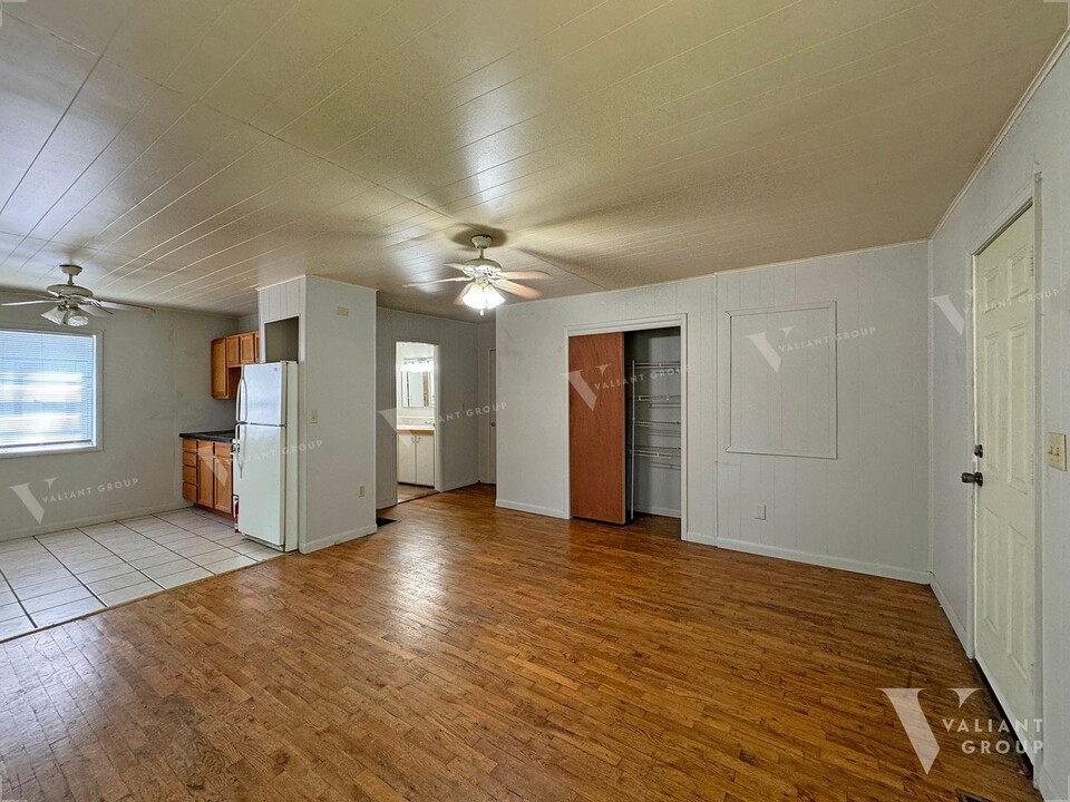 1415 E Elm St in Springfield, MO - Building Photo