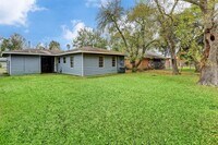 6152 Doulton Dr photo'