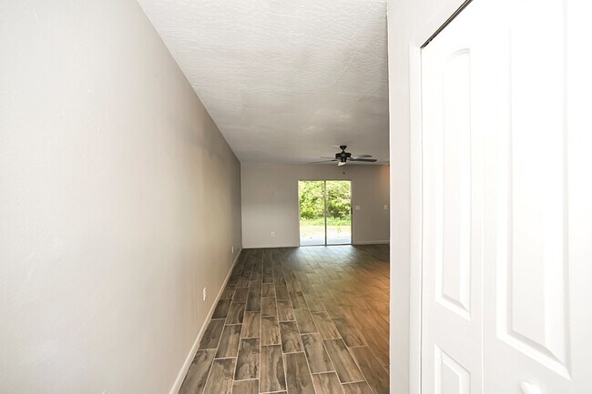 1928 Agora Cir SE in Palm Bay, FL - Building Photo - Building Photo