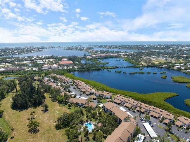 898 Bird Bay Way, Unit 212