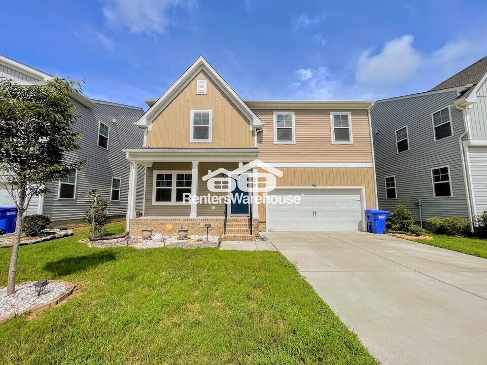 108 Mdws Lndg Ln in Suffolk, VA - Building Photo