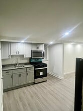 23 Pompton Rd, Unit BW in Haledon, NJ - Building Photo - Building Photo