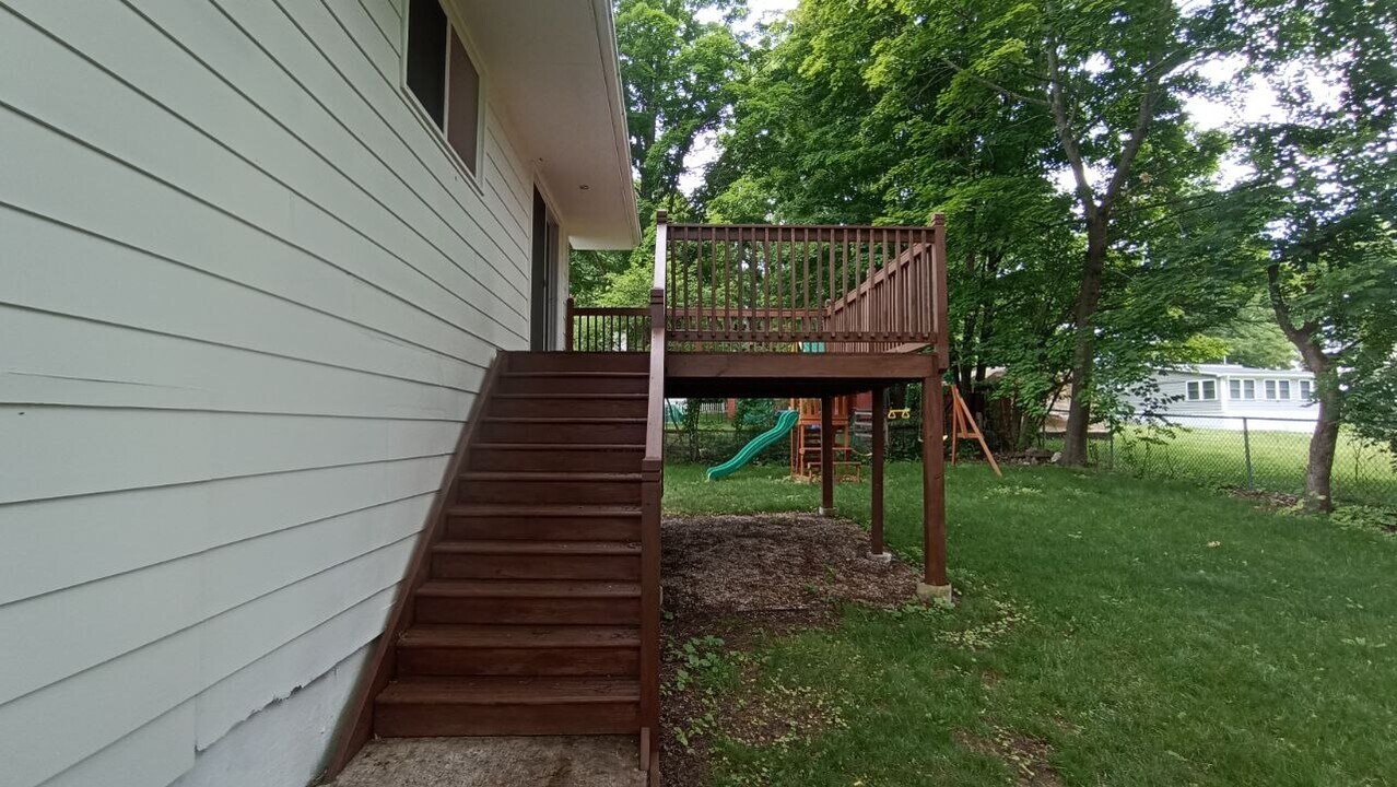5 Lango Rd, Unit 2 in Amenia, NY - Building Photo