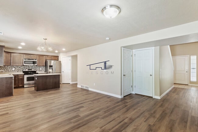 1029 N 740 W in Centerville, UT - Building Photo - Building Photo