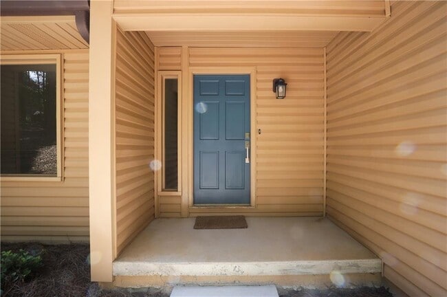 765 Spring Valley Dr in Cumming, GA - Building Photo - Building Photo