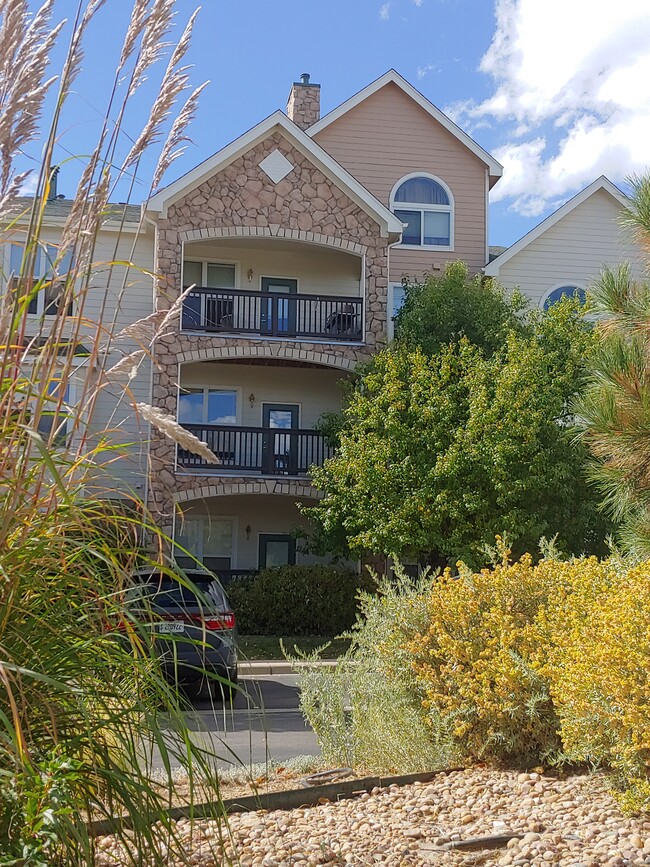 property at 18989 E Warren Dr