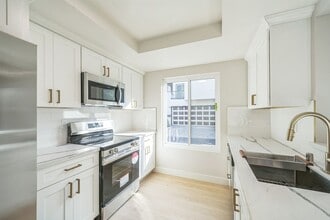 4052 Twin Peaks Terrace in Fremont, CA - Foto de edificio - Building Photo