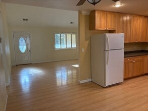 14366 Bethany Cir in Magalia, CA - Building Photo - Building Photo