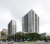 Town Tower in Honolulu, HI - Building Photo - Building Photo