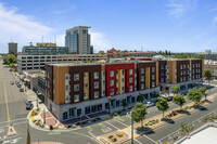 Grand View Village in Stockton, CA - Foto de edificio - Building Photo