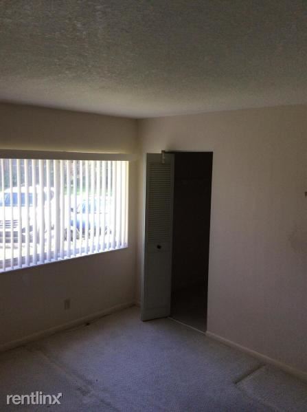4975 Sable Pine Cir-Unit -Apt D1 in West Palm Beach, FL - Building Photo - Building Photo