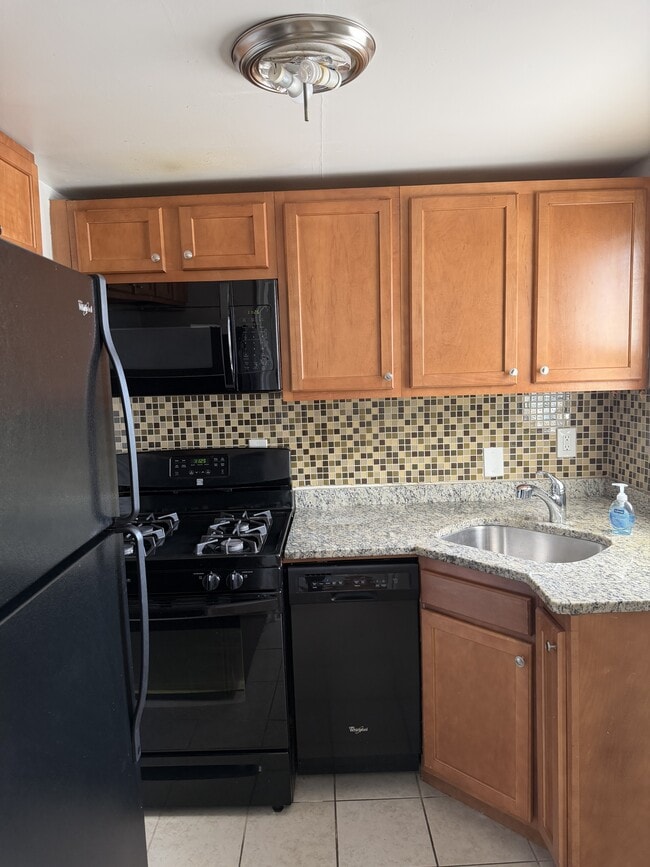 3841 26th Ave in Temple Hills, MD - Building Photo - Building Photo