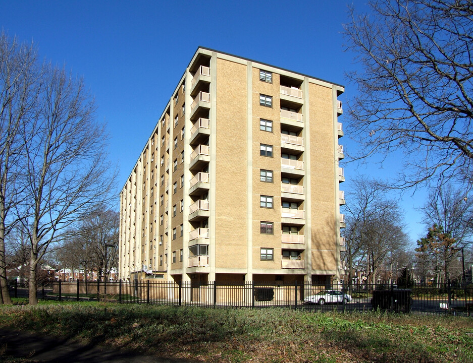 Louis Josephson Apartments in Trenton, NJ - Building Photo