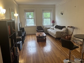 53 Manchester Rd, Unit 5 in Brookline, MA - Building Photo